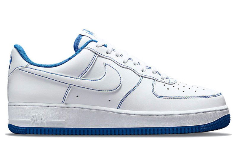 Tennarit ja kengät Nike Air Force 1 "07 "Contrast Stitch - White Game Royal" Valkoinen | CV1724-101, 0