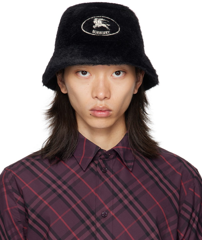 Hattu Burberry Burberry Knight Stamp Faux Fur Bucket Hat Musta | 8114048