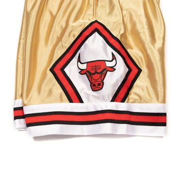 Shortsit Mitchell & Ness Chicago Bulls 75th Gold Swingman Shorts Metallinen | SMSH4399-CBU97PPPGOLD, 2