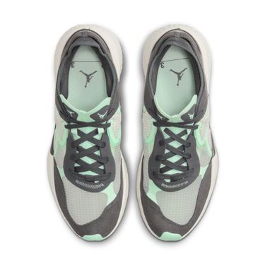 Tennarit ja kengät Jordan Delta 3 Low Harmaa | DM3384-003, 2