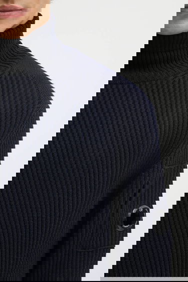 Villapaita C.P. Company Ribbed Wool Blend Turtleneck Sweater with Sleeve Pocket Tummansininen | 19CMKN220A006595A, 3