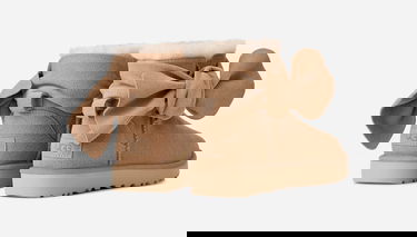 Tennarit ja kengät UGG Classic Mini Bow Boot Suede Beige | 1176310-SAN, 3