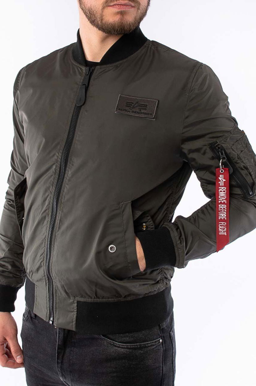 Bomber-takki Alpha Industries Alpha Industries MA-1 TTC Bomber Jacket Vihreä | 126101.136