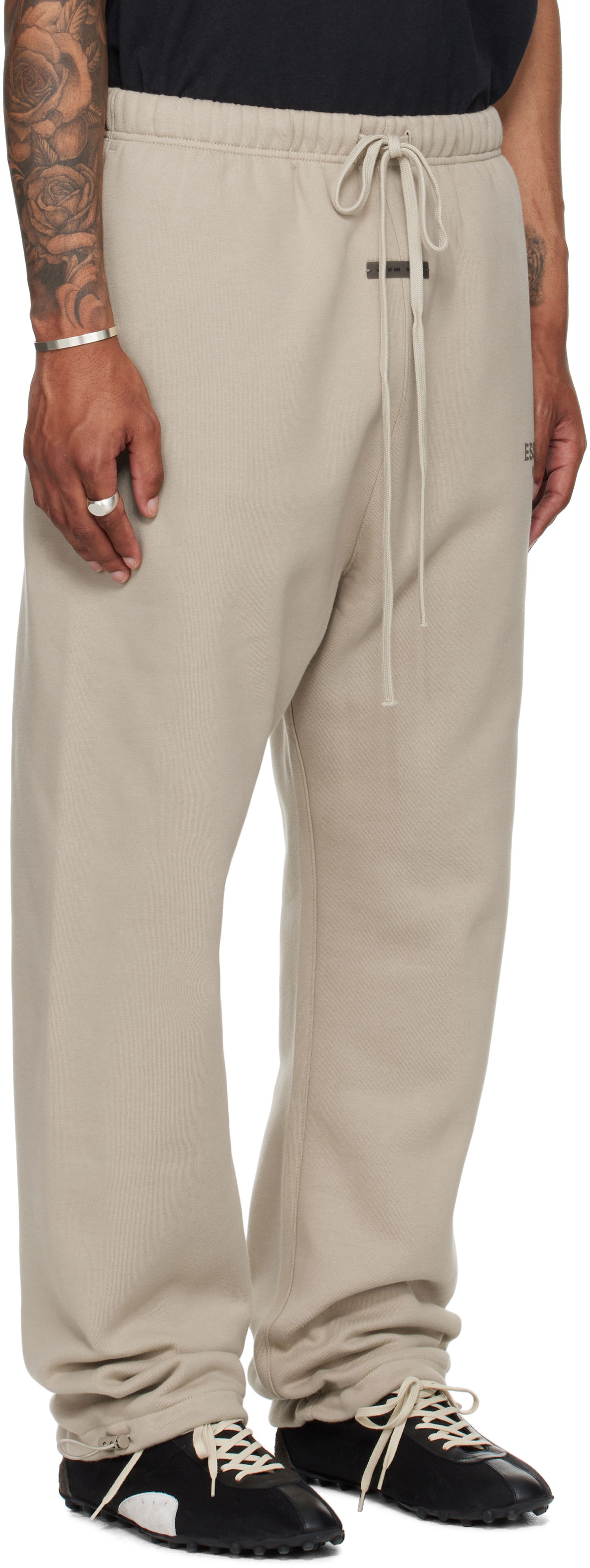 Verryttelyhousut Fear of God Fear of God ESSENTIALS Relaxed Fleece Sweatpants Beige | 130SP258221F, 1