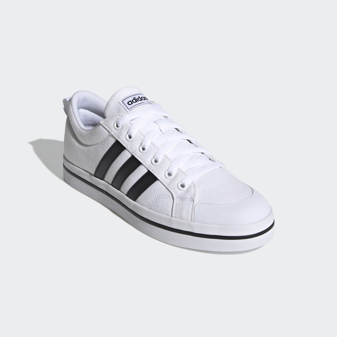 Tennarit ja kengät adidas Performance Bravada Valkoinen | FV8086, 1