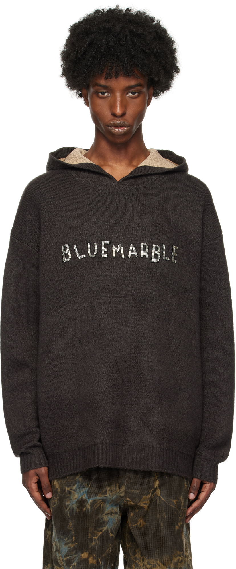 Huppari Bluemarble Embroidered Knitted Hoodie Ruskea | HO10 KN19B24 BLK