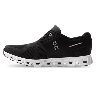 Tennarit ja kengät On Running Cloud 5 W Musta | 59.98904, 0