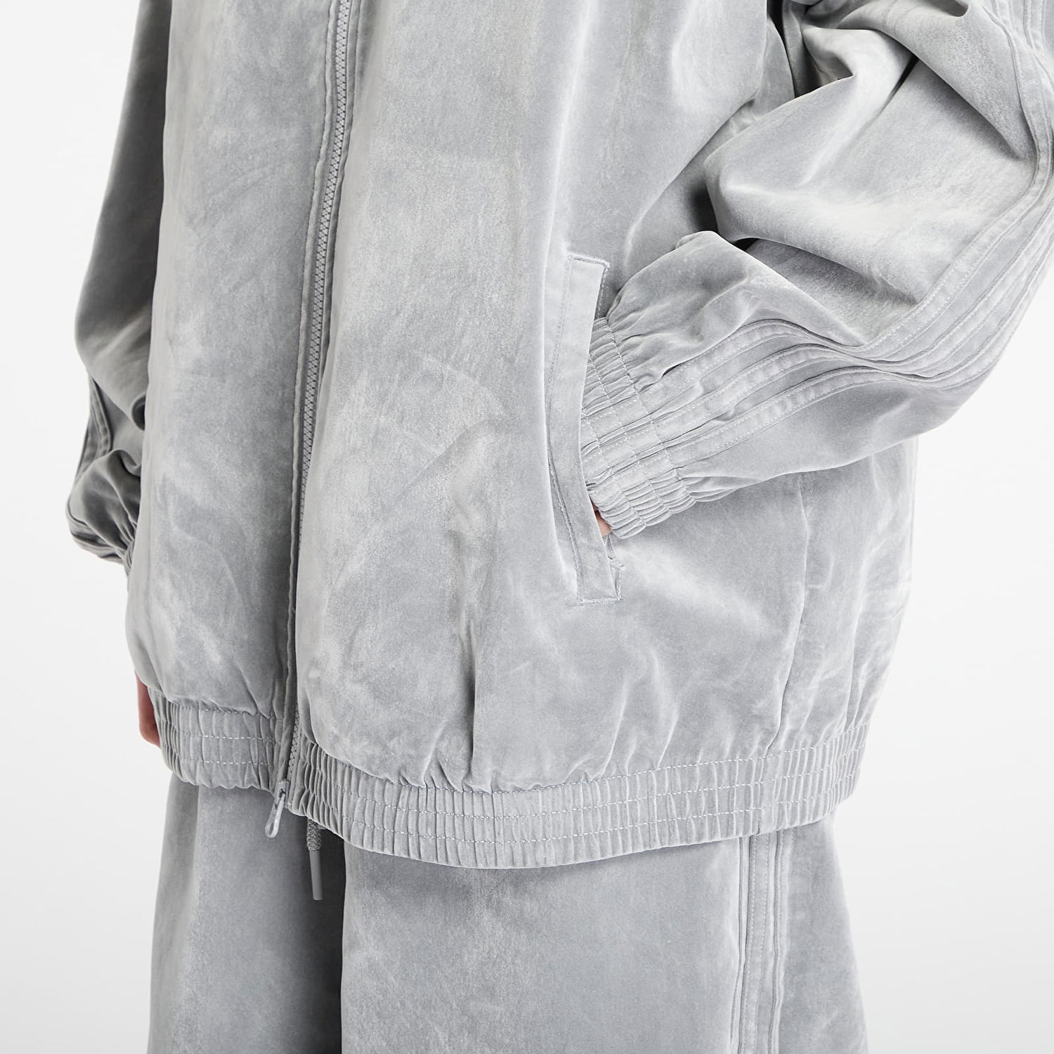 Takki adidas Originals Brushed Twill Oversized Firebird Track Top M Harmaa | JW7330, 1