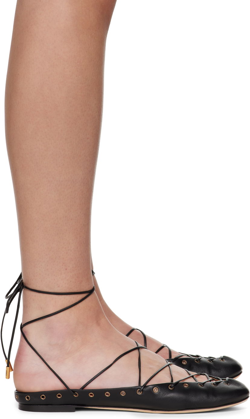 Tennarit ja kengät CHLOÉ Chloé 'Chloé' Ghillies Ballerina Flats Musta | CHC25U10BRI