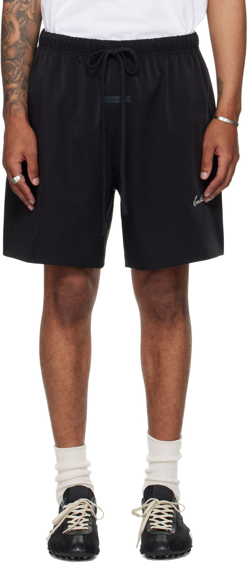 Shortsit Fear of God ESSENTIALS Sporty Soccer Shorts Musta | 160SP254510F