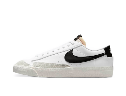 Tennarit ja kengät Nike Blazer Low 77 W Valkoinen | dc4769-102