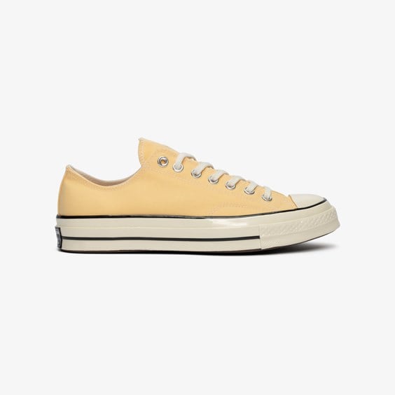 Tennarit ja kengät Converse Chuck 70 Ox Keltainen | A02770C, 0
