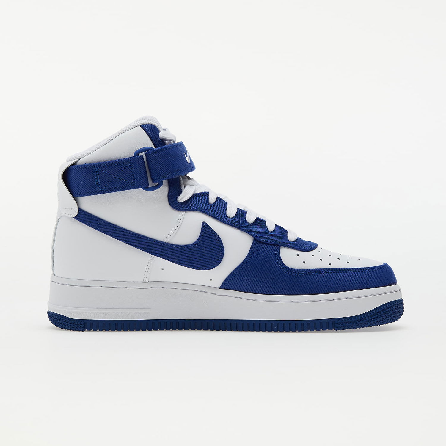 Tennarit ja kengät Nike Air Force 1 High '07 LV8 Valkoinen | DC8168-100, 1