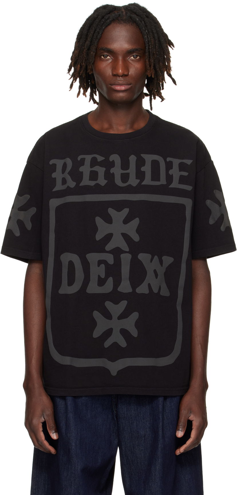 T-paita Rhude Rhude 'Deix' Shield Oversized T-Shirt Musta | RHPF25TT08012