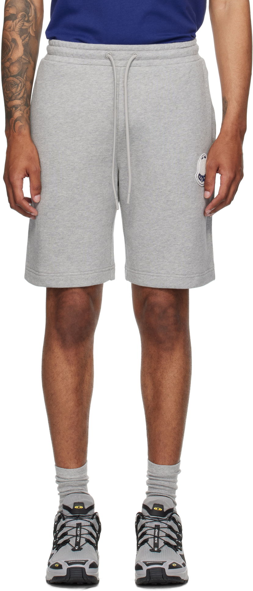 Shortsit Moncler Moncler Logo Patch Cotton Shorts Harmaa | K20918H0000489AZU