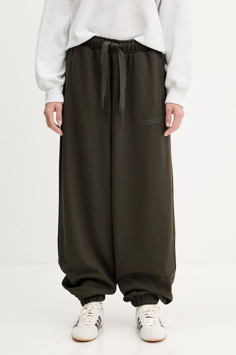 Verryttelyhousut adidas Originals adidas Originals Essentials Wide-Leg Sweatpants Vihreä | JW0988