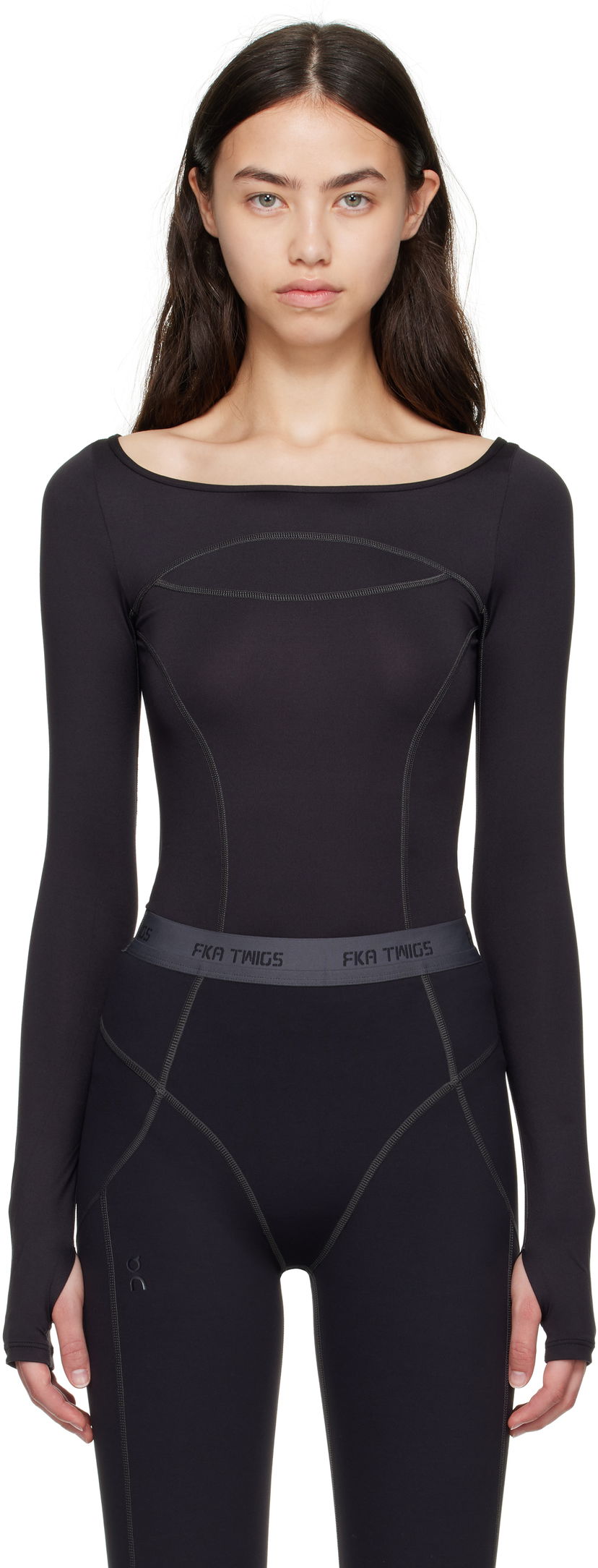 T-paita On Running FKA twigs Edition Studio Long Sleeve Top Musta | 1WF11620553