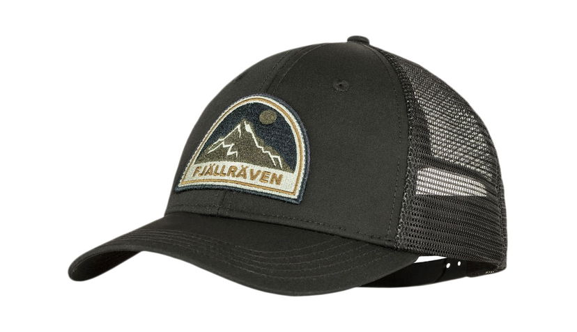 Korkki FJÄLLRÄVEN Fjallraven Badge Trucker Cap Musta | F78152-550
