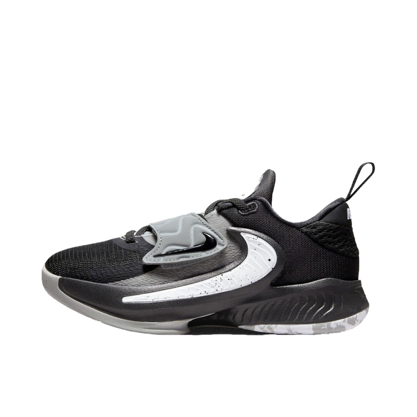 Tennarit ja kengät Nike Zoom Freak 4 Musta | DQ0552-001