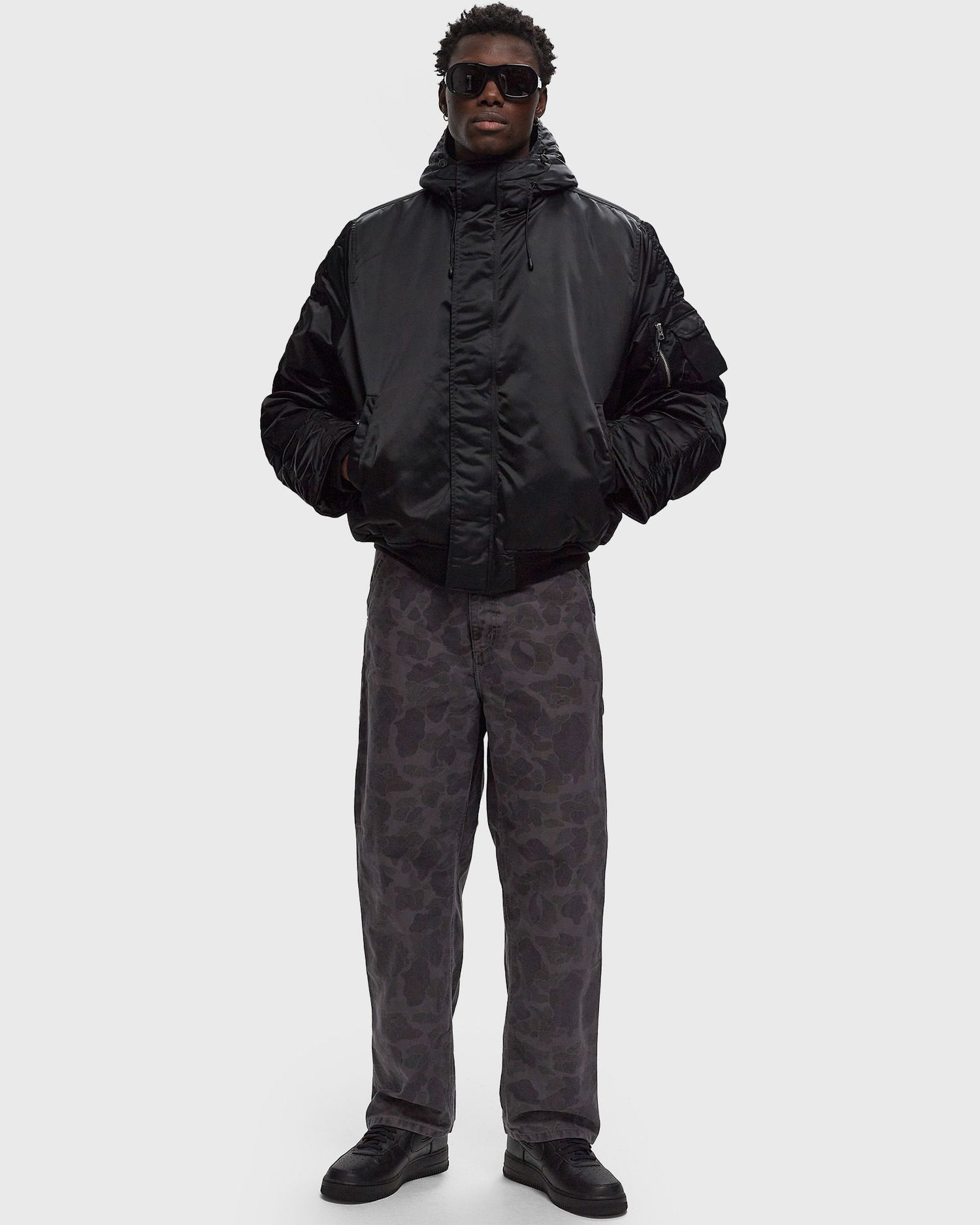 Bomber-takki Alpha Industries N-2B PRIMALOFT Hooded Bomber Jacket Musta | 758101-03, 1