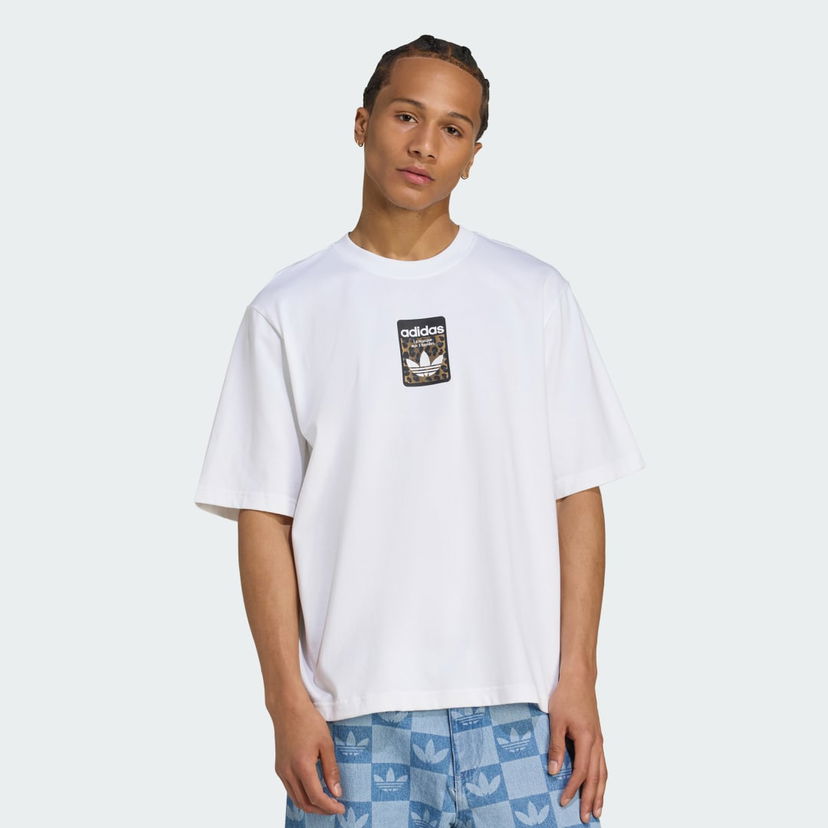 T-paita adidas Performance Oversized Leo Graphic T-Shirt Valkoinen | JV7570