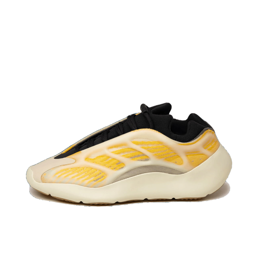 Tennarit ja kengät adidas Yeezy Yeezy 700 V3 "Mono Safflower" Keltainen | HP5425