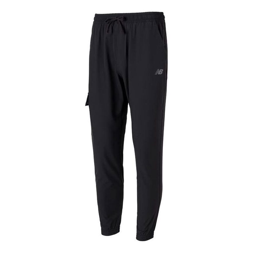 Cargo housut New Balance Woven Jogger Musta | AMP42320-BK
