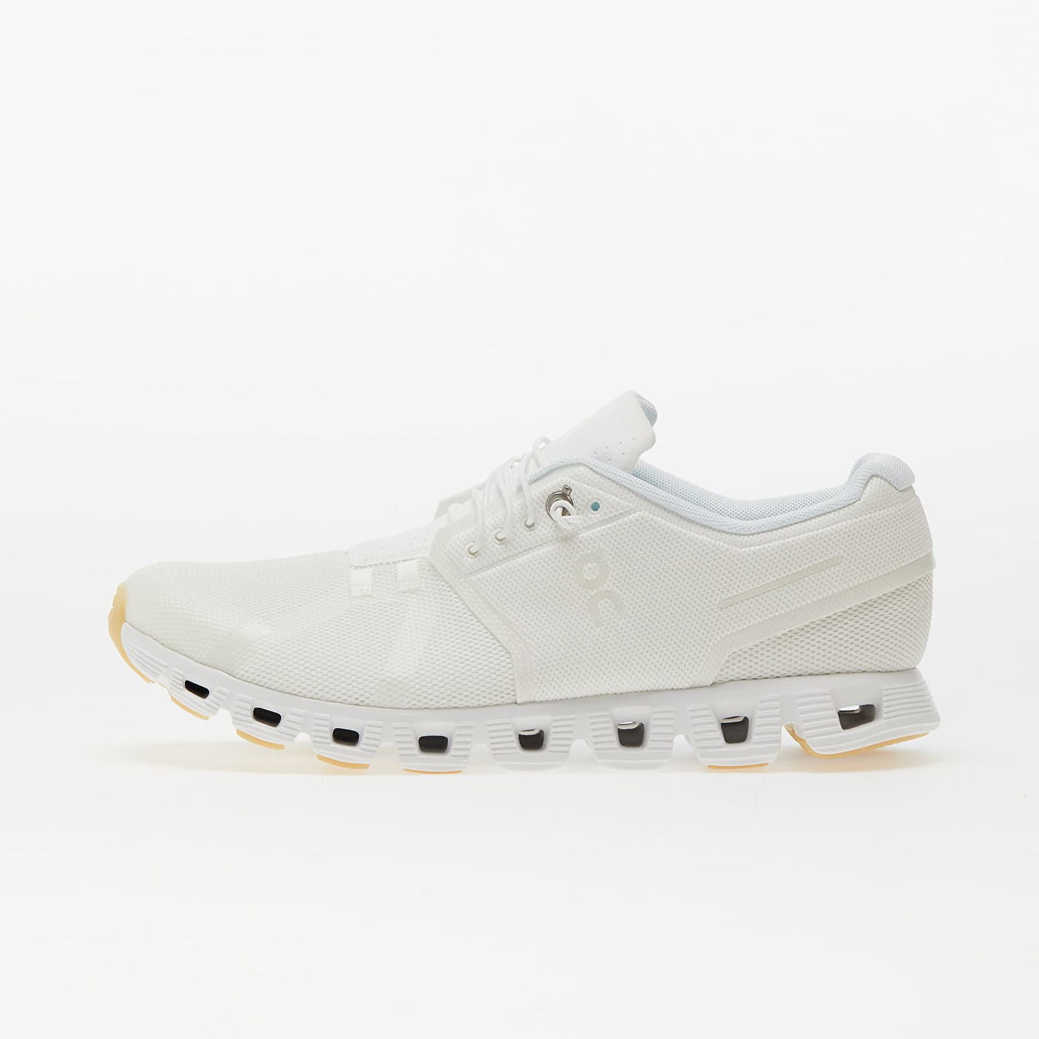 Tennarit ja kengät On Running Cloud Undyed Valkoinen | 88.98533, 0