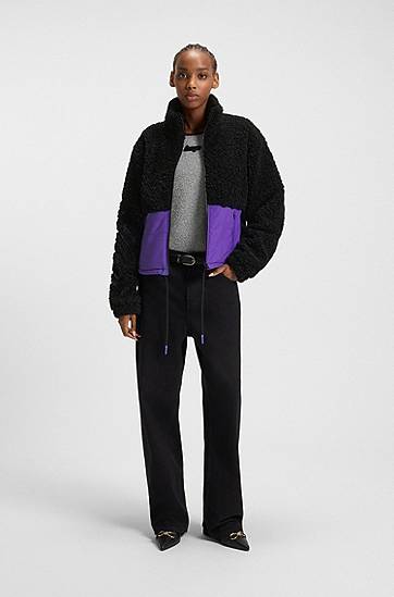 Takki BOSS Teddy jacket with colour-blocking and embroidered logo Violetti | 50546382, 1