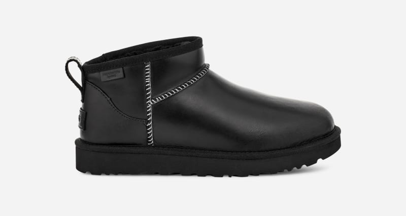 Tennarit ja kengät UGG Classic Ultra Mini Leather Regenerate Boot Musta | 1163490-BLK