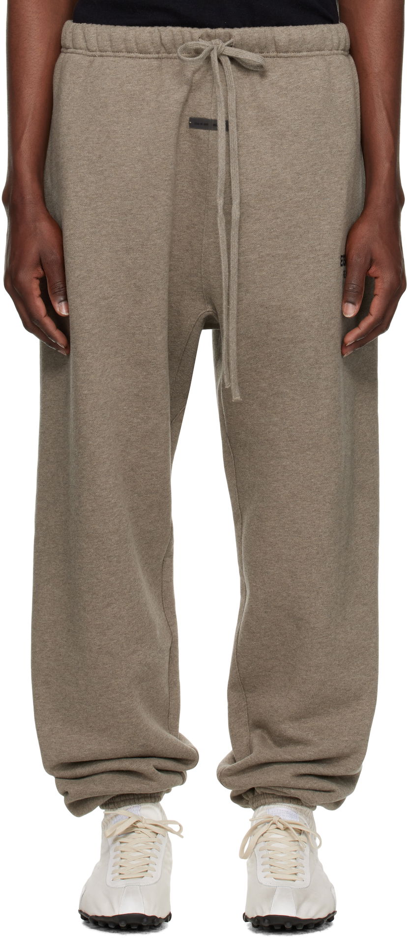 Verryttelyhousut Fear of God ESSENTIALS Classic Sweatpants Harmaa | 130AS252021F
