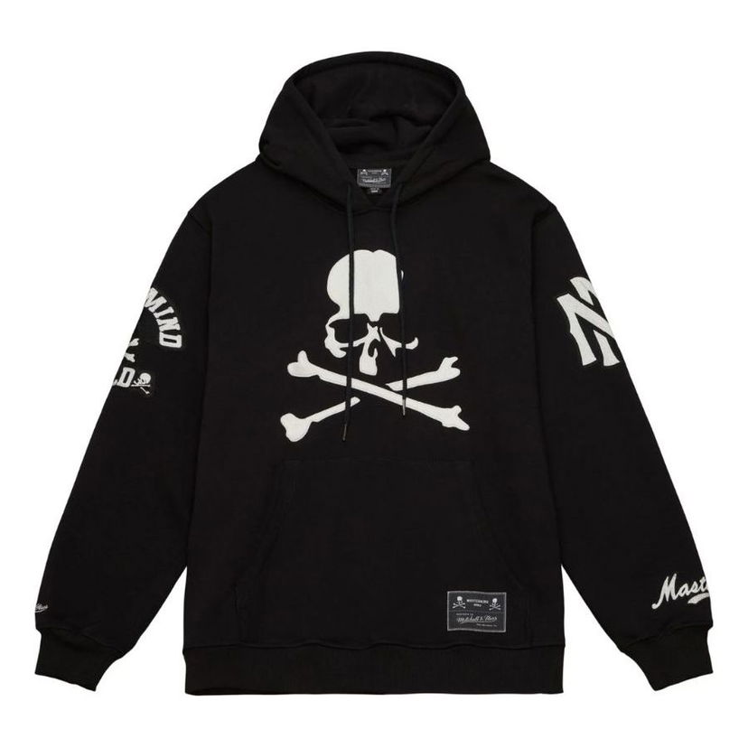 Huppari Mitchell & Ness Mitchell & Ness x Mastermind World Skull Logo Print Hoodie Musta | OJPO7532-CLBYYPPPBLCK