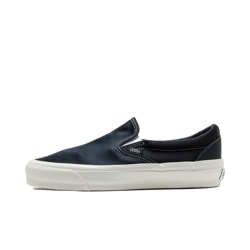 Tennarit ja kengät Vans LX Slip-On Reissue 98 SATN Musta | VN0007PJD6P1