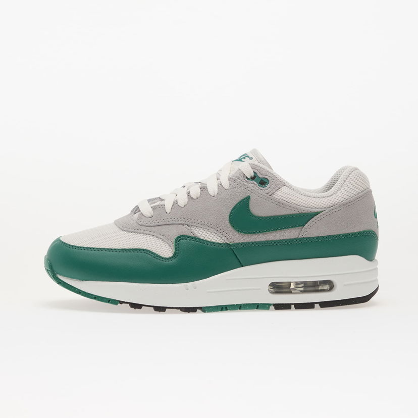 Tennarit ja kengät Nike Air Max 1 Ess Vihreä | FZ5808-016