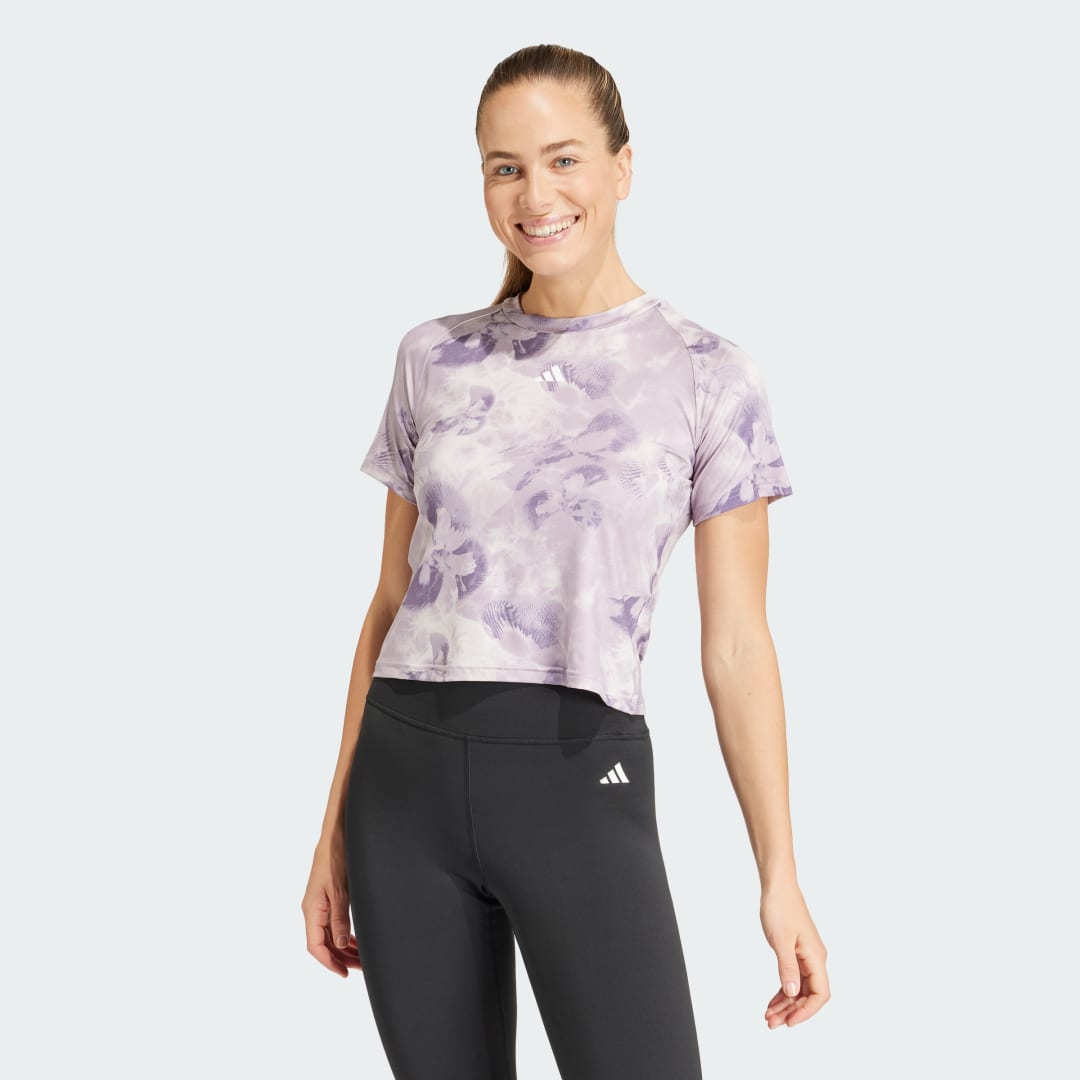 T-paita adidas Performance Train Essentials AOP Flower Tie-Dye Top Violetti | IN6765, 1