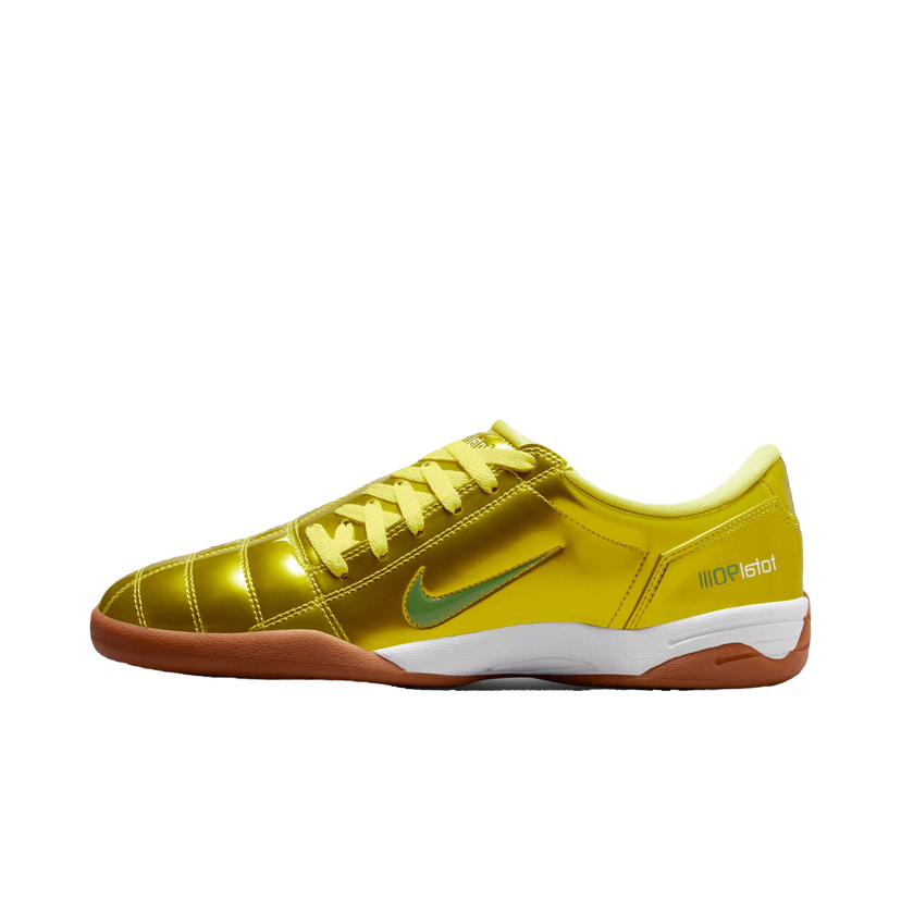 Tennarit ja kengät Nike Total 90 Keltainen | HJ9351-700