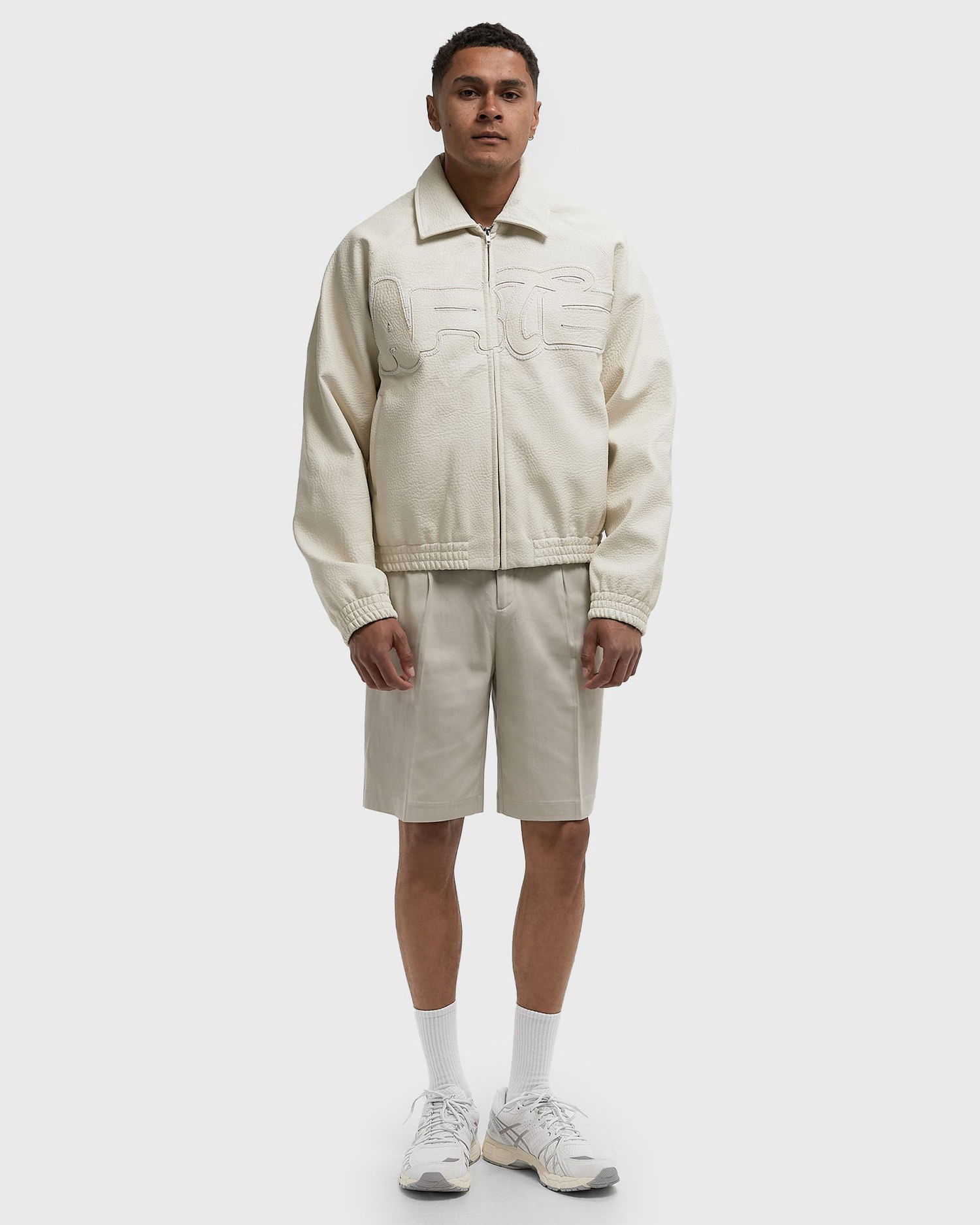 Shortsit Les Deux Pleated Twill Suiting Shorts Beige | 1000090-815, 1