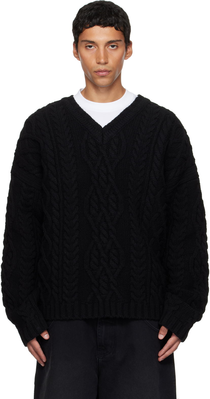 Villapaita VETEMENTS VETEMENTS Cable Knit V-Neck Sweater Musta | UH76KN600B