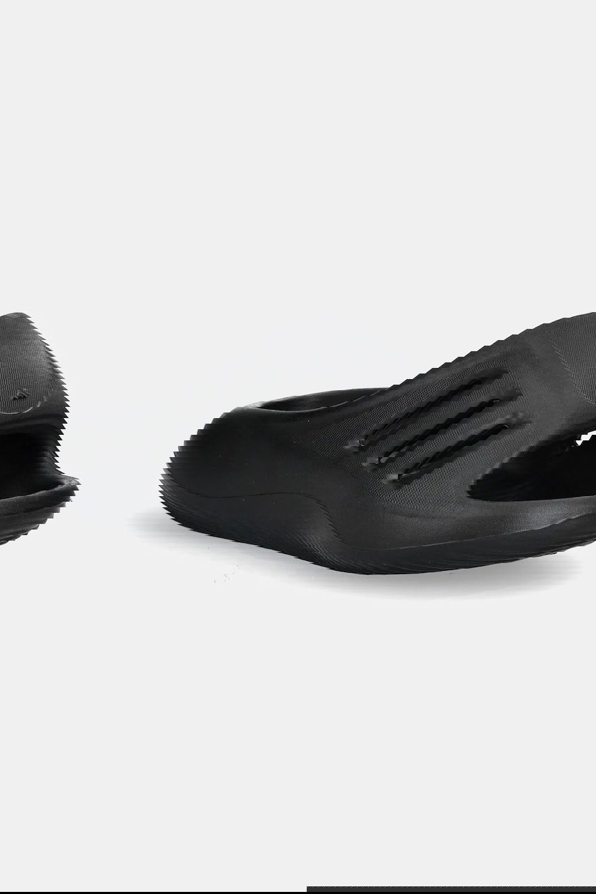 Tennarit ja kengät adidas Originals adiFOM IIInfinity Slide Musta | JI0397, 0