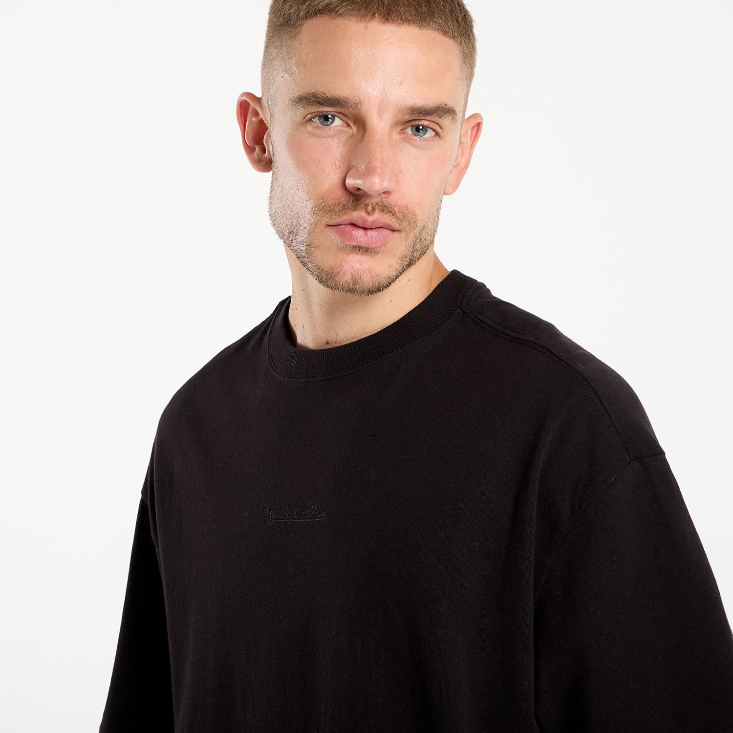 T-paita Mitchell & Ness Mitchell & Ness Branded Script Oversized Tee Musta | FC9605-MNNBLCK, 1