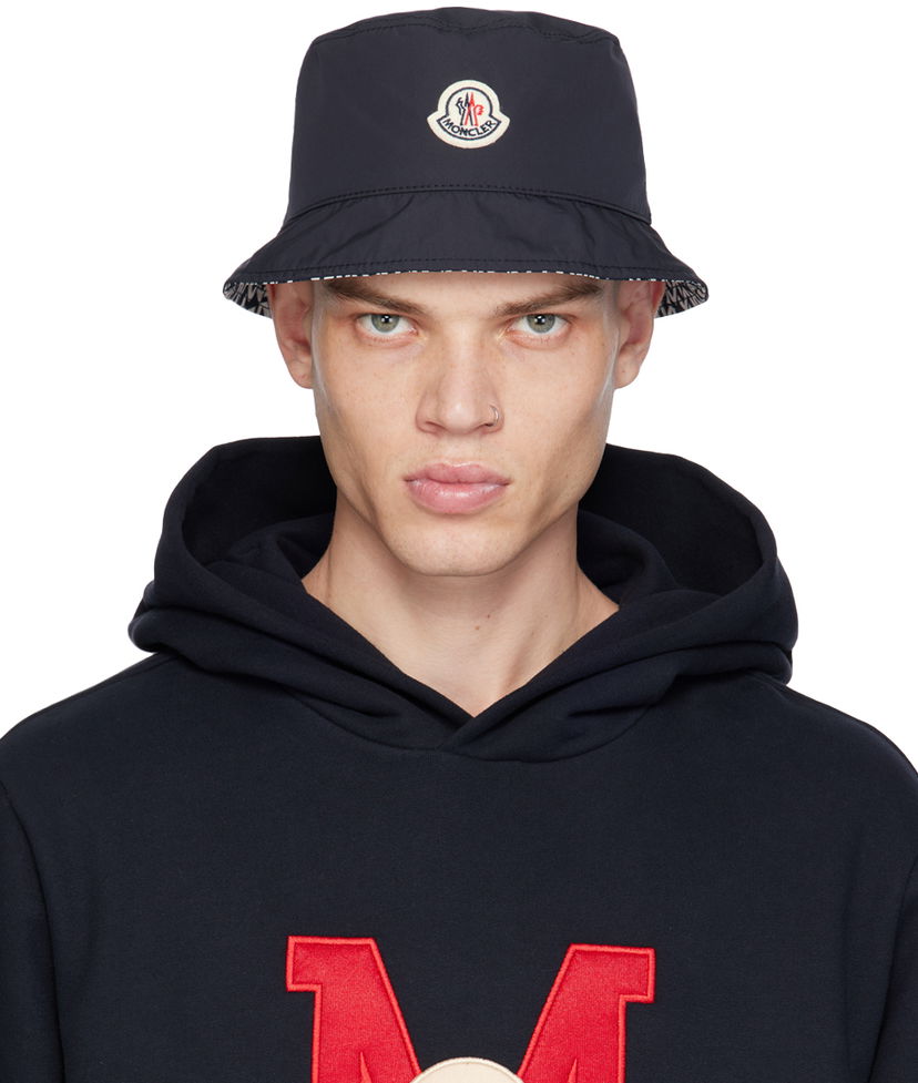 Hattu Moncler Patch Reversible Bucket Hat Tummansininen | J10913B0000454A91