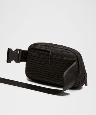 Vyötärölaukku lululemon Everywhere Knit Mesh Belt Bag 1L Musta | prod20002199, 7