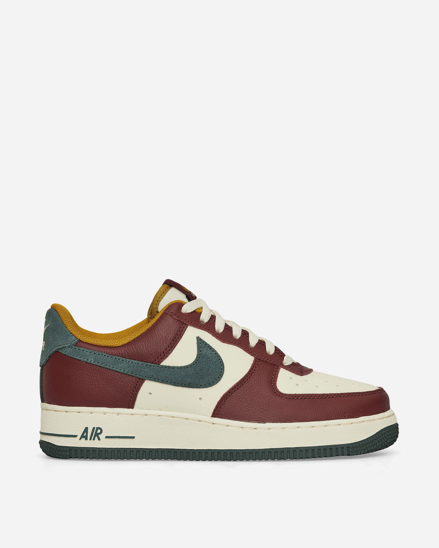 Tennarit ja kengät Nike Air Force 1 07 LV8 Ruskea | HQ3612-113, 0