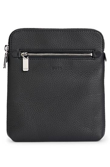 Olkalaukku BOSS Grained Italian Leather Envelope Bag with Embossed Logo and Front Zip Pocket Musta | 50529289