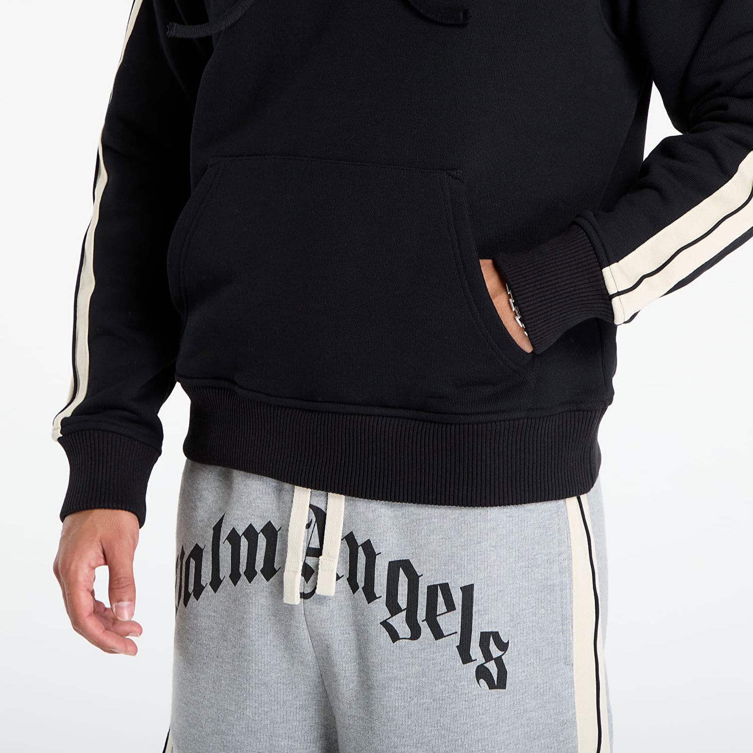 Huppari Palm Angels Palm Angels Curved Logo Track Hoodie Musta | PMBB17HF25FLE0011003, 1