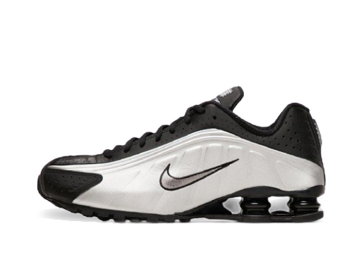 Tennarit ja kengät Nike Shox R4 Metallinen | 104265-045