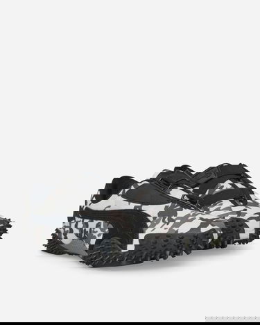 Tennarit ja kengät Puma Mostro Camo "Cast Iron" Musta | 401540-02, 3