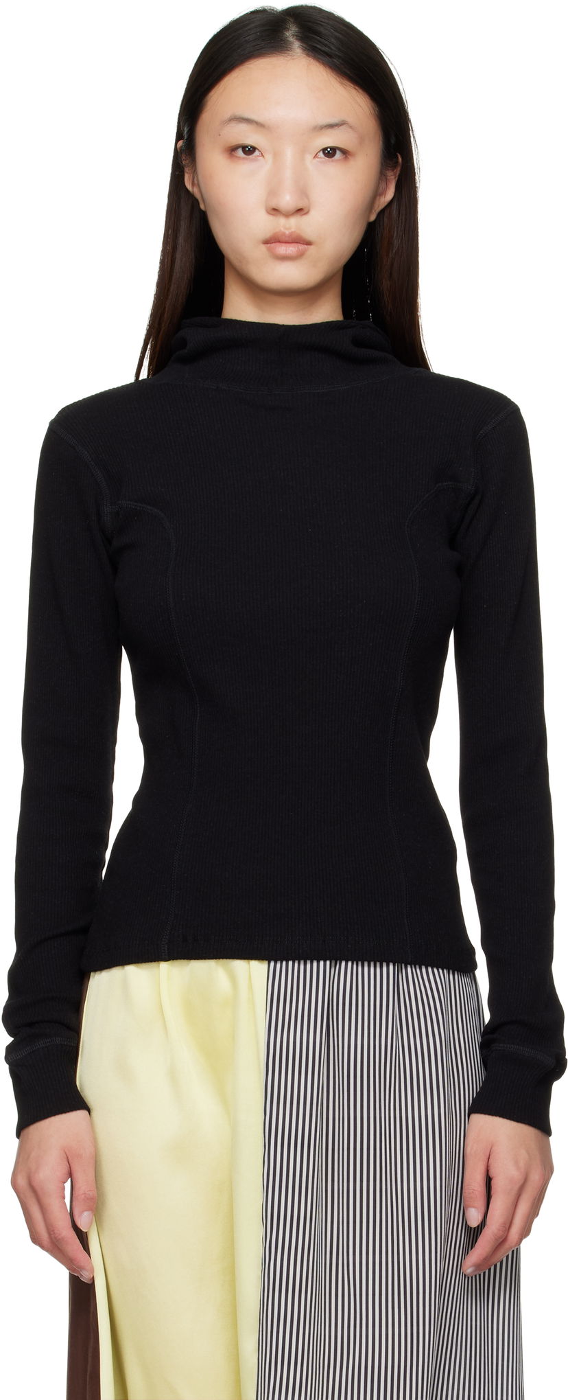 Huppari Baserange Baserange Hanifa Ribbed Hoodie Musta | TTHH-RCR-AU25