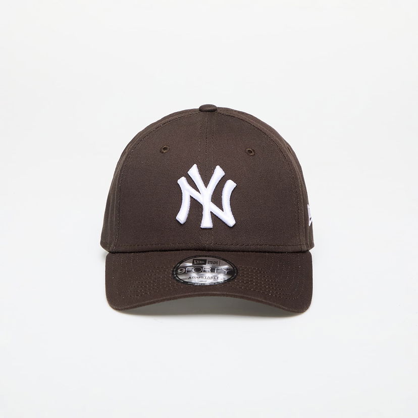 Korkki New Era New York Yankees League Essential 9FORTY Adjustable Cap Dark Brown Ruskea | 60471458