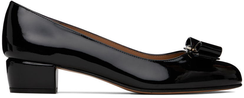 Asusteet FERRAGAMO Salvatore Ferragamo Vara Pumps Musta | 01B221 - 591963